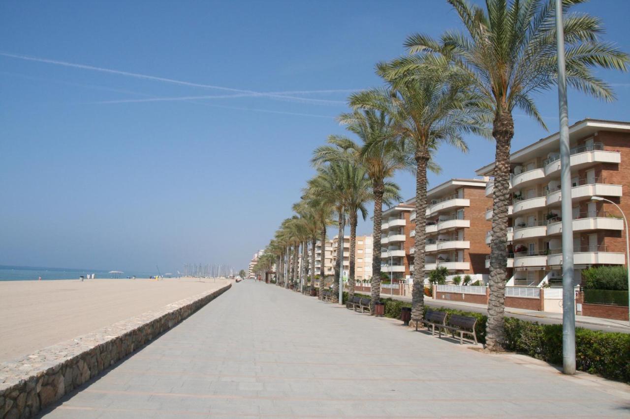 R142 Manila Resort Central Calafell Exteriör bild