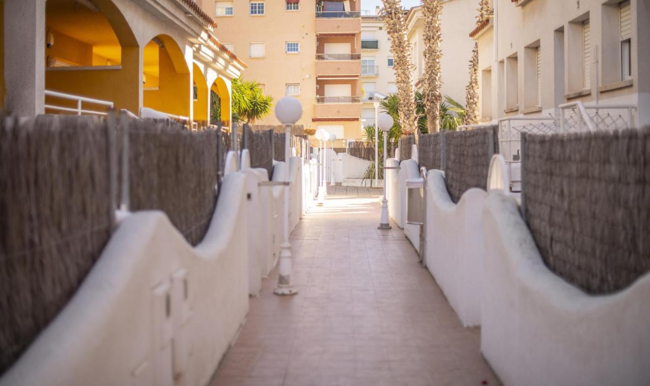 R142 Manila Resort Central Calafell Exteriör bild